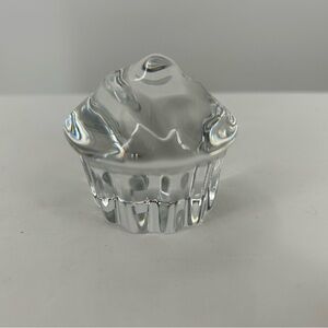 Steuben Crystal Celebrate Cupcake